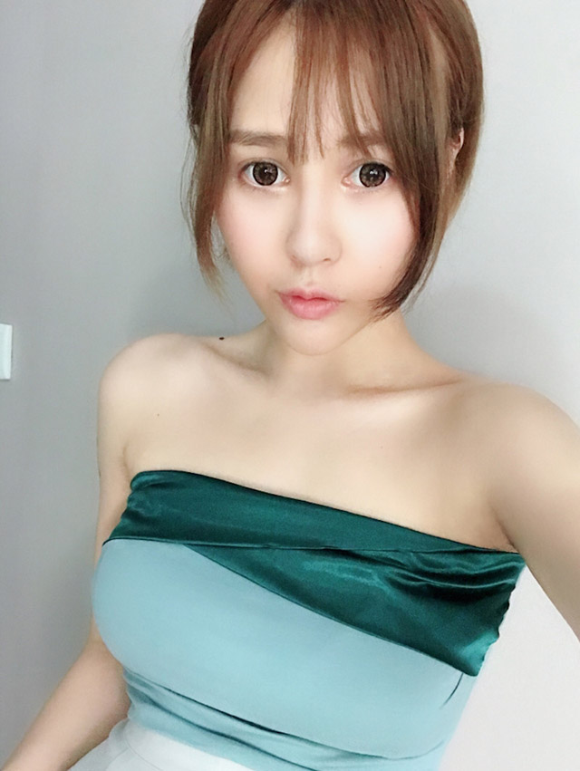 图片[16]-超辣英文老师《Evelyn艾莉》超火辣写真，有这样的老师学生还会走神吗？-知乐社