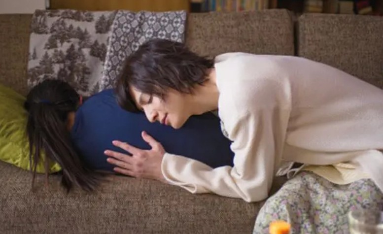 编织生命的补丁《人生密密缝》缝纫性别与存在的裂痕-知乐社