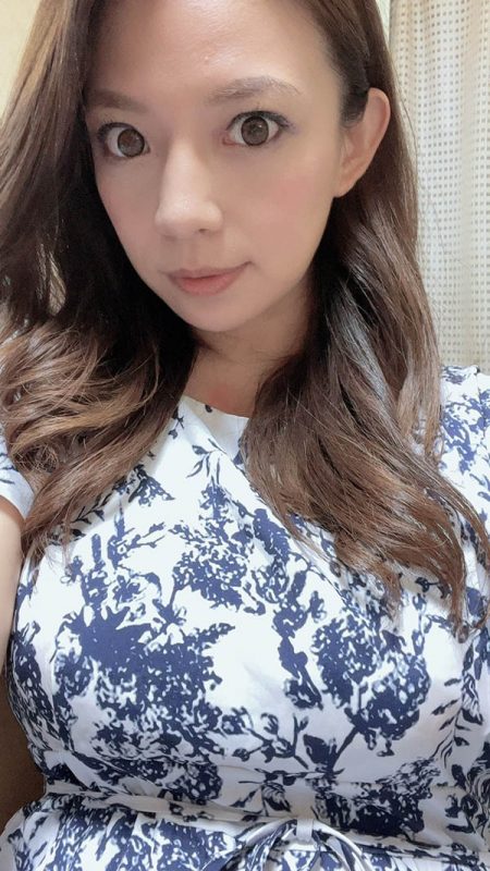 前写真女星《织田真子》精选作品推荐封面预览及内容赏析-知乐社