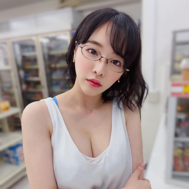 白虎女神《三宫椿》精选作品推荐及预览-知乐社