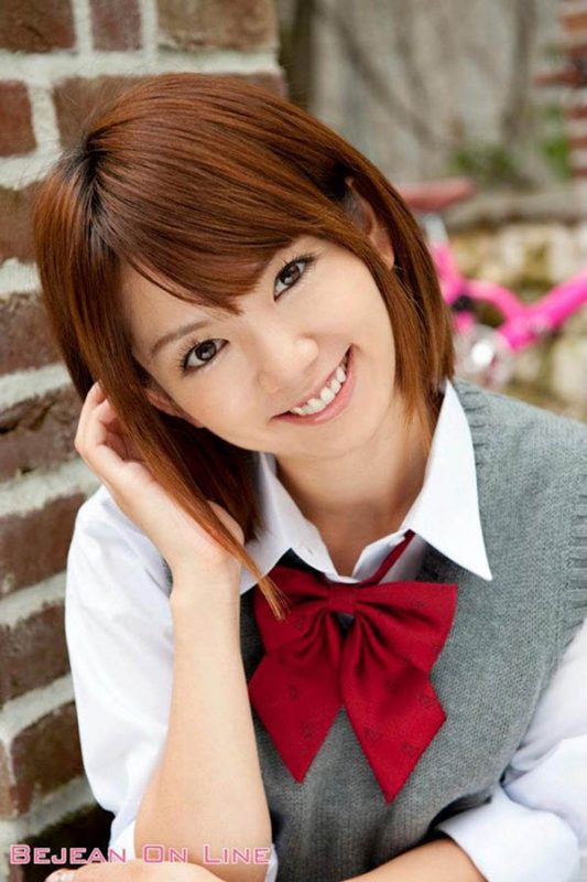 C乃短发小只马正妹《希美真由》精选作品推荐封面预览及内容赏析-知乐社