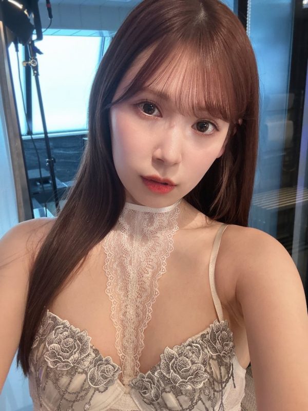 暗黑最强美少女《明里䌷》精选作品推荐封面预览及内容赏析-知乐社