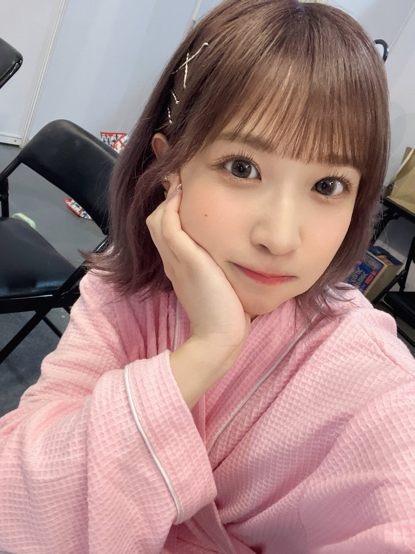 小只马萝莉《荣川乃亚》精选作品推荐封面预览及内容赏析-知乐社