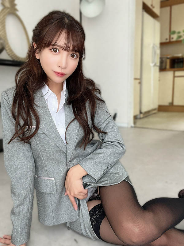 小那海あや(小那海绫)精选作品推荐封面预览及内容赏析-知乐社