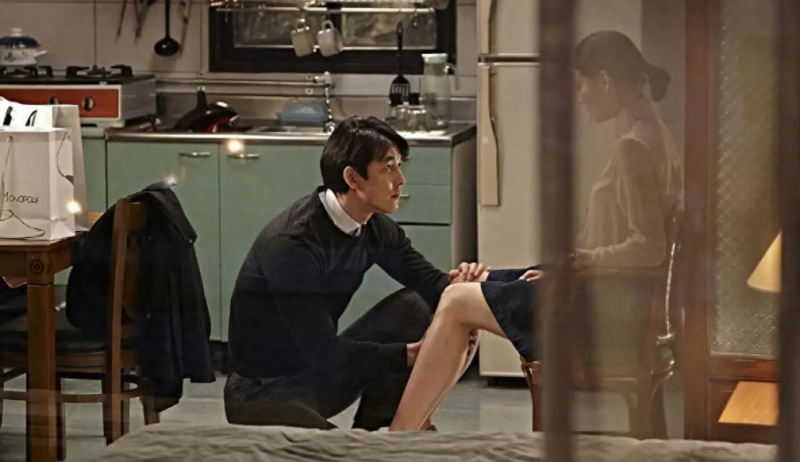 电影《布拉芙夫人》的情欲隐喻与人性审判,欲望沼泽中的沉沦-知乐社