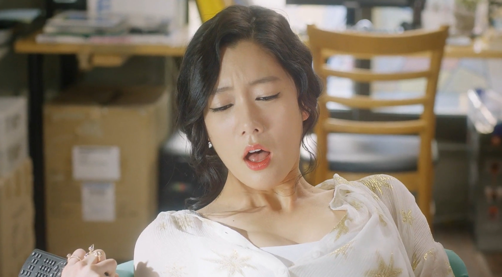 韩国喜剧电影《工作女郎》中女性欲望的突围与碰撞-知乐社