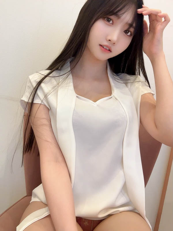 巴ひかり(巴𪸩)经典作品MIDV-918封面预览及内容赏析-知乐社