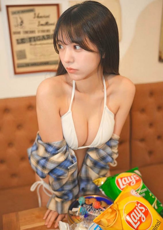 顶级美少女《浅野心》精选作品推荐封面预览及内容赏析-知乐社