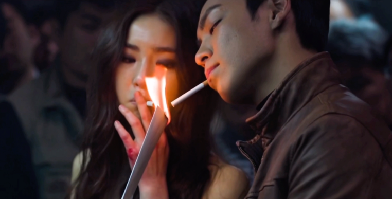 韩国电影《老千》赌桌上的欲望与人性博弈-知乐社